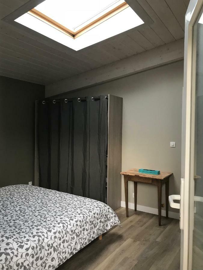 Ferienwohnung Les Terrasses De La Malcombe Besançon Exterior foto