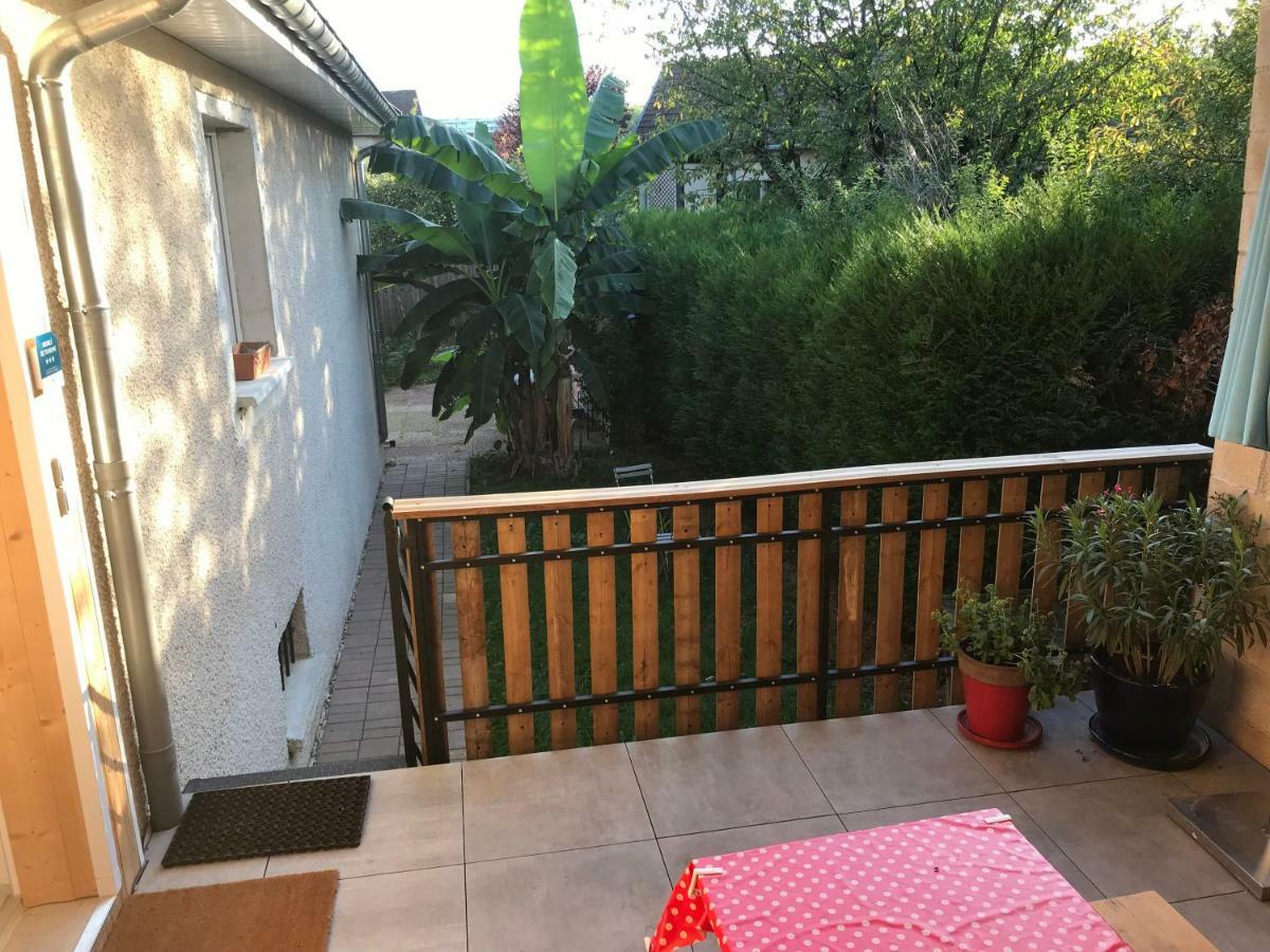 Ferienwohnung Les Terrasses De La Malcombe Besançon Exterior foto