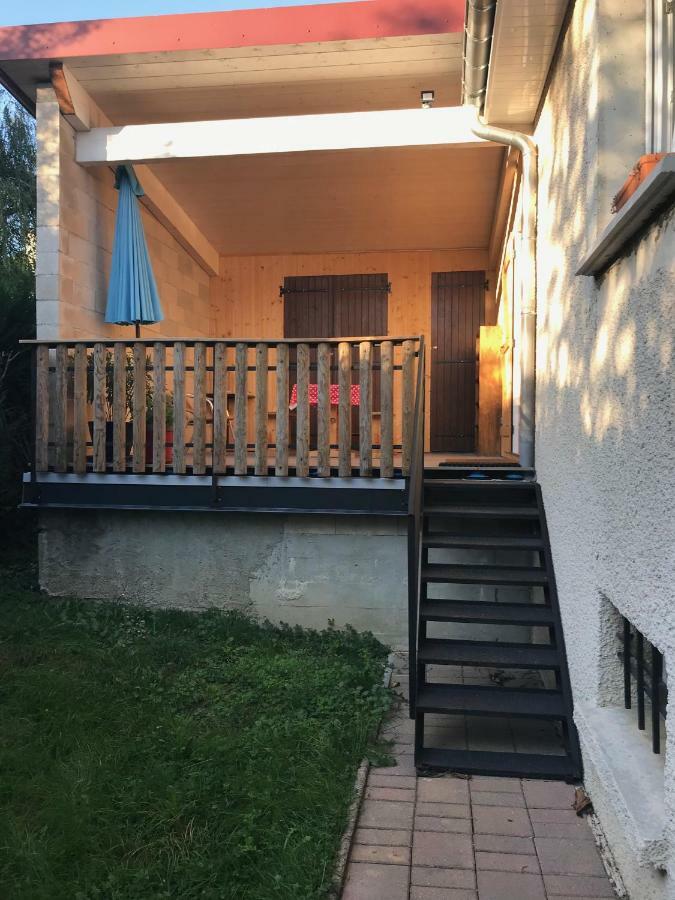 Ferienwohnung Les Terrasses De La Malcombe Besançon Exterior foto